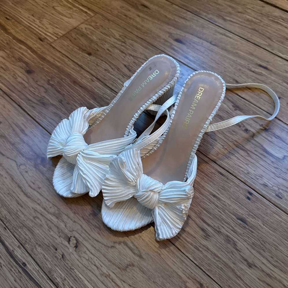 Dream Paris Women's White Block Heel